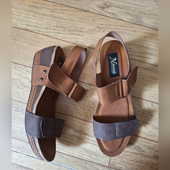 Natural Reflections Enjoy Sandals Size 8 - Picture 2 of 10